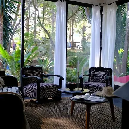 בית הארחה El Botanico De Sagra